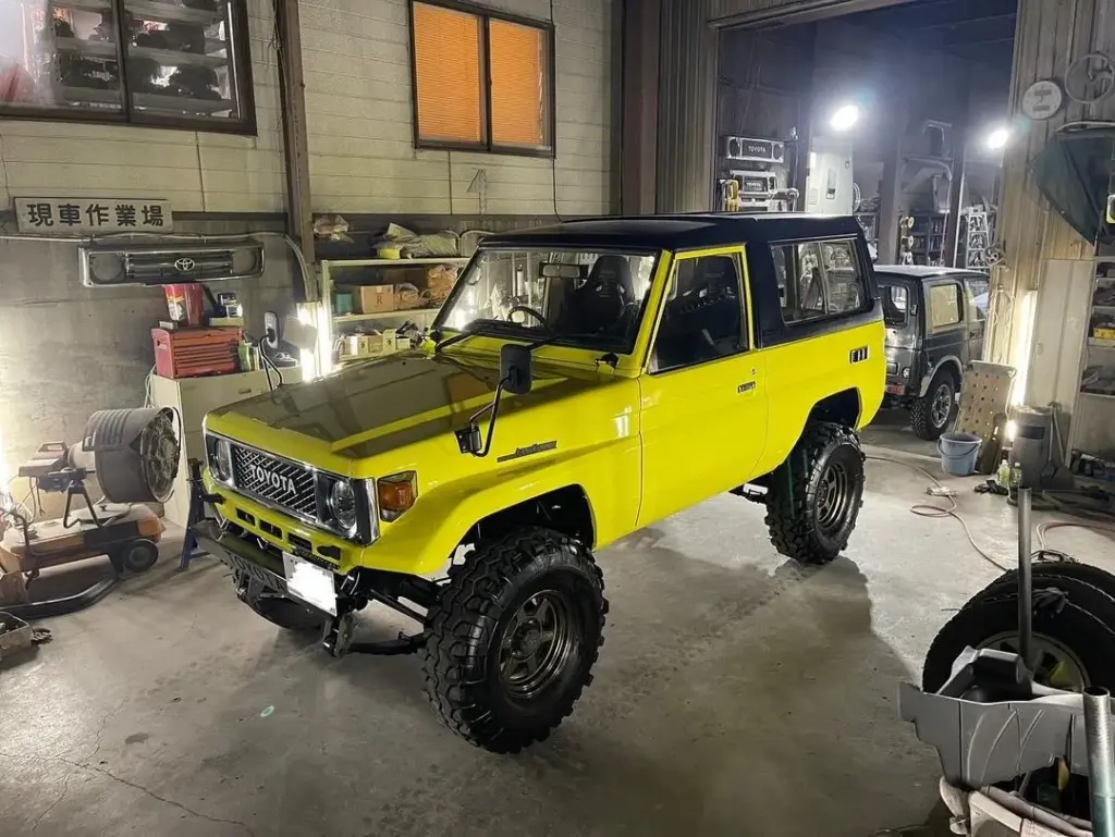 ラッピングと全塗装の比較