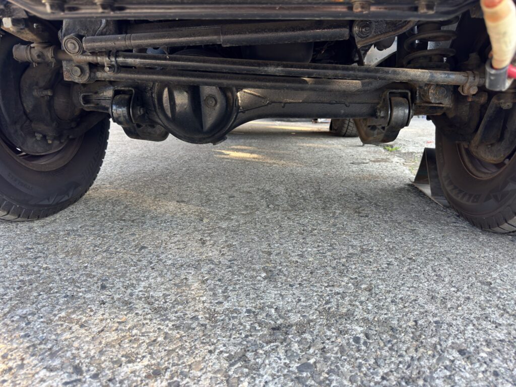 車を動かしたあとは地面も見る