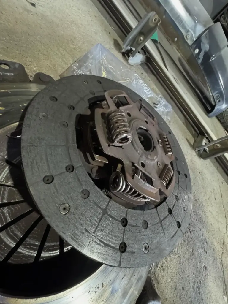 ランクルクラッチ交換1