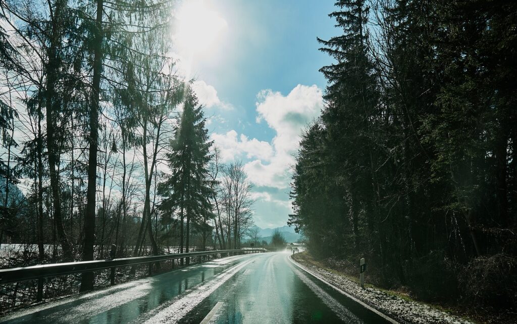 融雪剤（塩カル）はいつまで撒かれる？【札幌・北海道の目安】