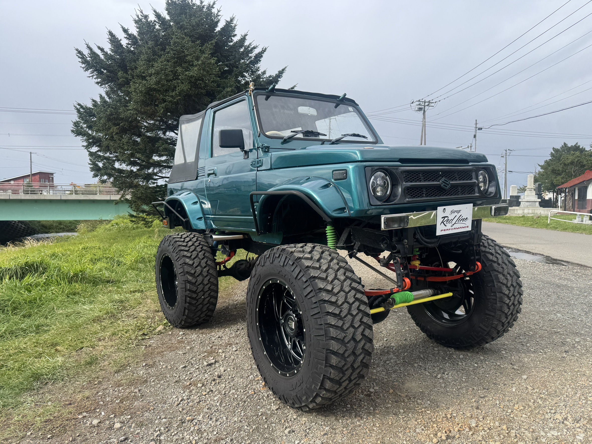 スズキ ジムニーシエラ 1.3 4WD